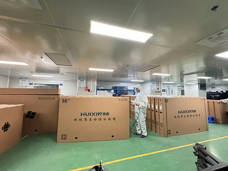 smart TV display screen huixin factory workshop
